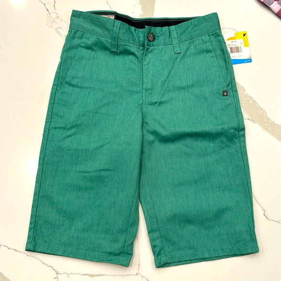 Youth boys set of three NWT Volcom VMonty modern fit shorts size 26 (12) - Picture 3 of 8